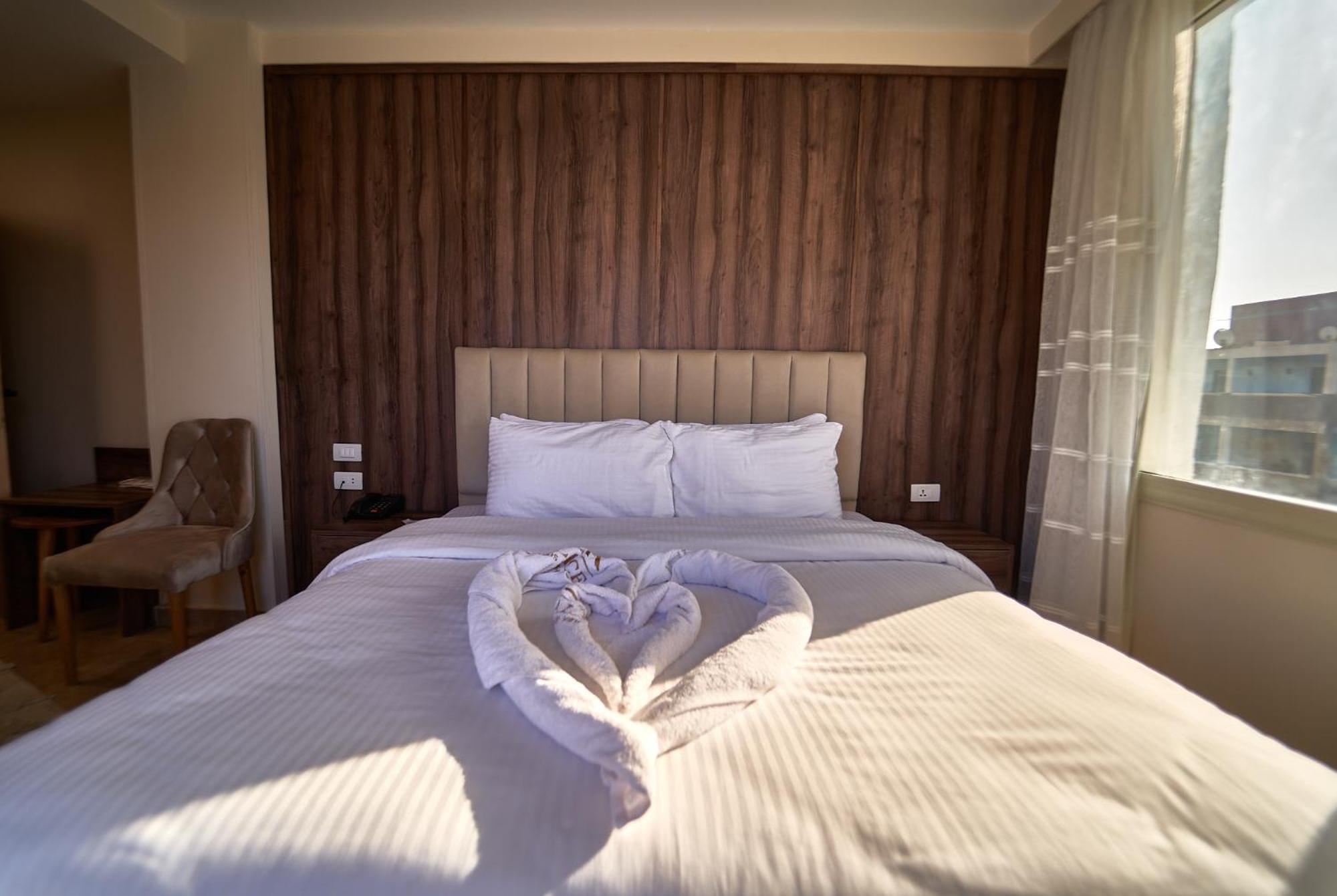 The Palace Pyramids Inn Nazlet el-Sîsi エクステリア 写真